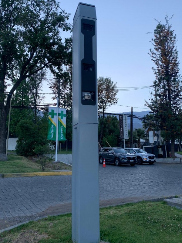 Radar piloto detect贸 m谩s de 23.800 infracciones de velocidad en una semana en Las Condes
